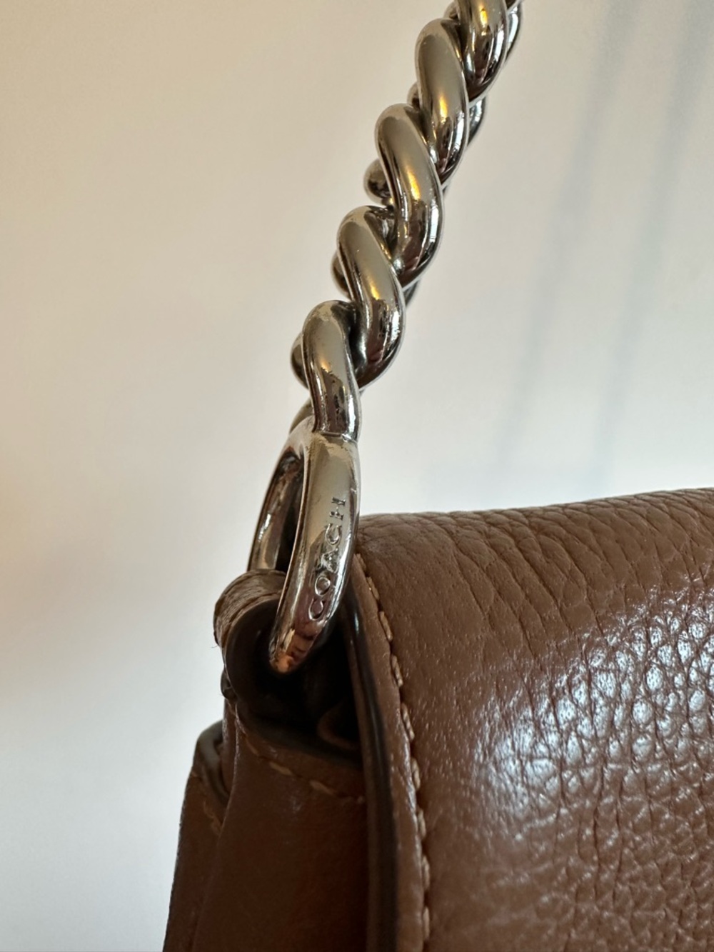 Coach Brown pebbled Leather Shoulder purse with Chain Strap - Picture 4 of 14